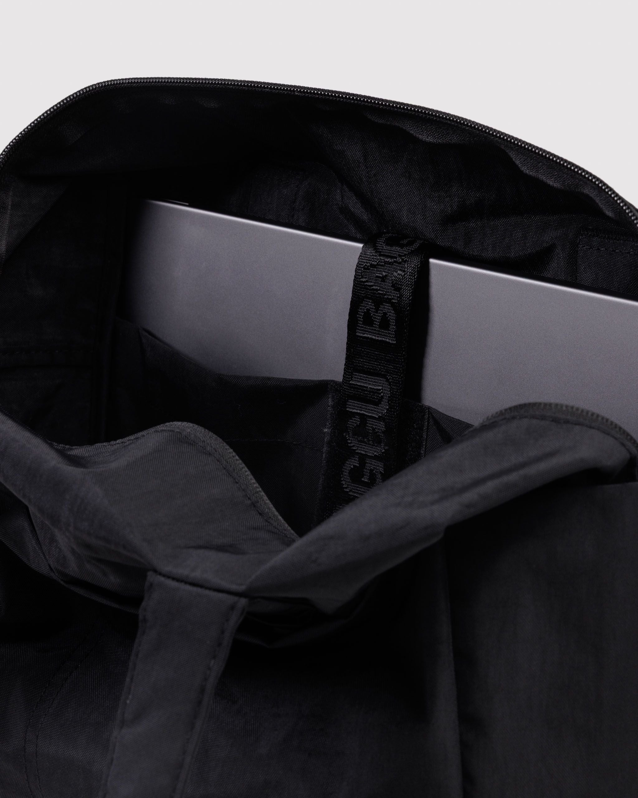 Everyday Cloud Bag in Black - Roomy Everyday Carry