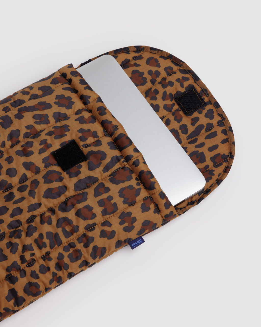 Puffy Laptop Sleeve 16 in Leopard - Soft Protective Storage
