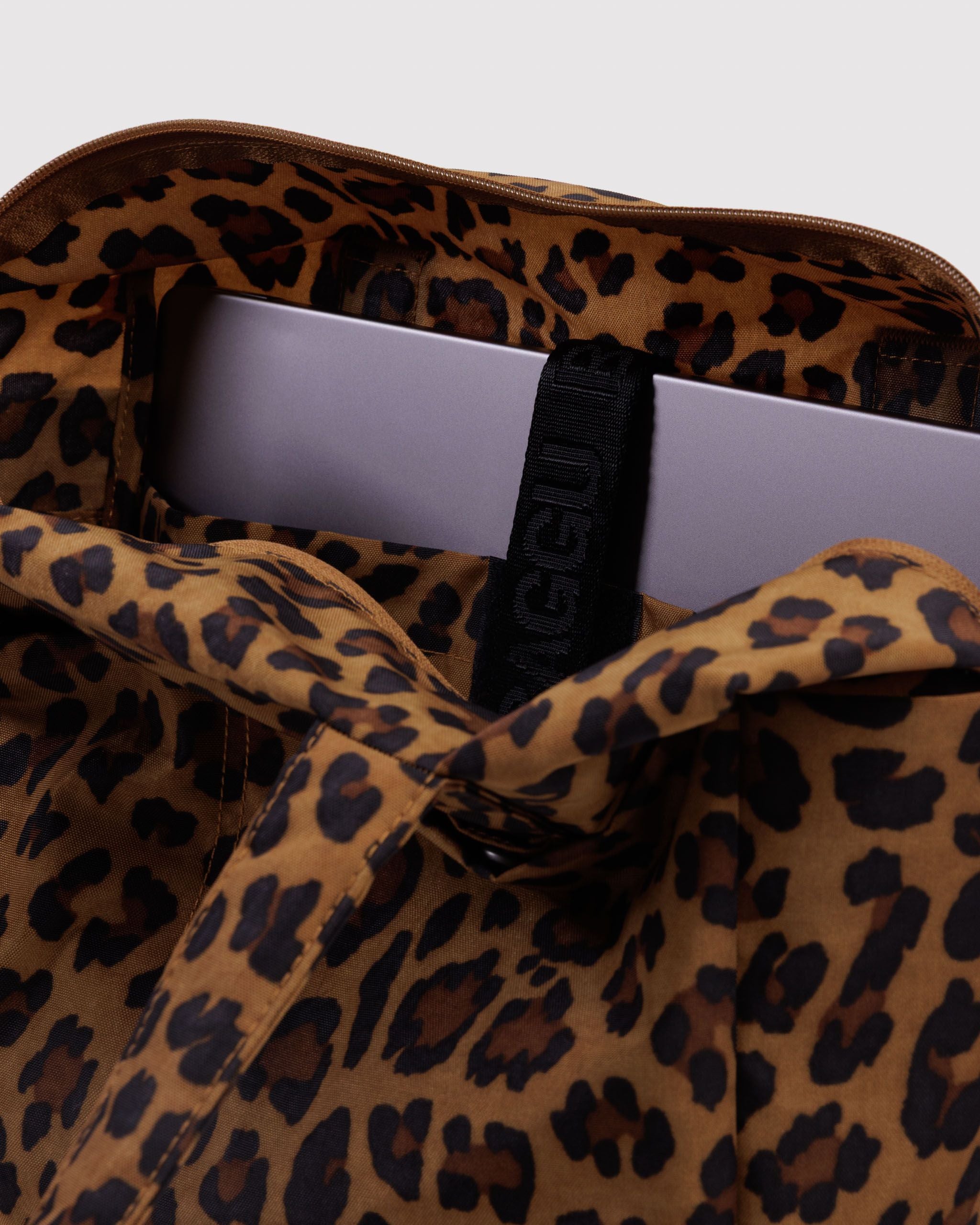 Everyday Cloud Bag in Leopard - Roomy Everyday Carry