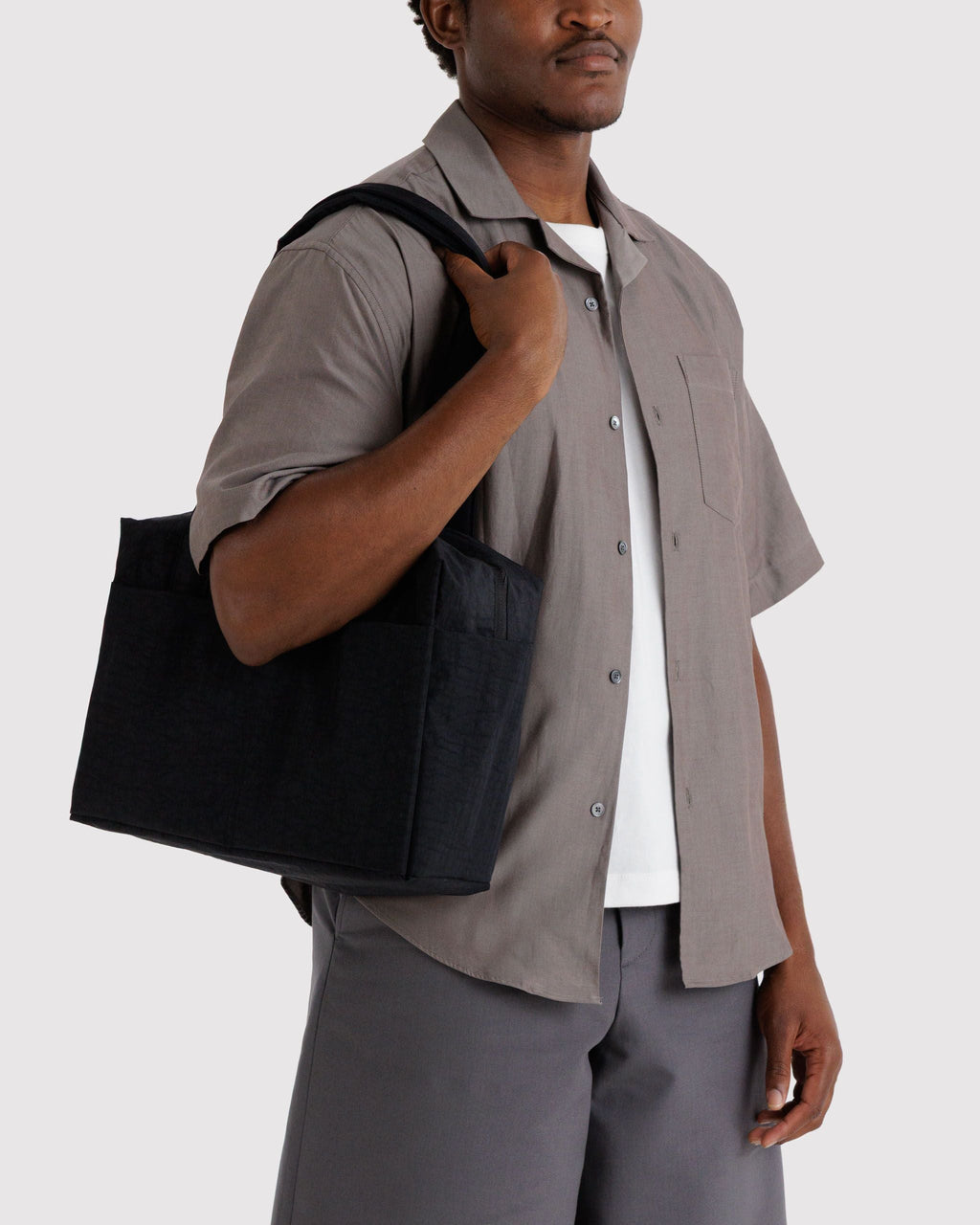 Everyday Cloud Bag in Black - Roomy Everyday Carry
