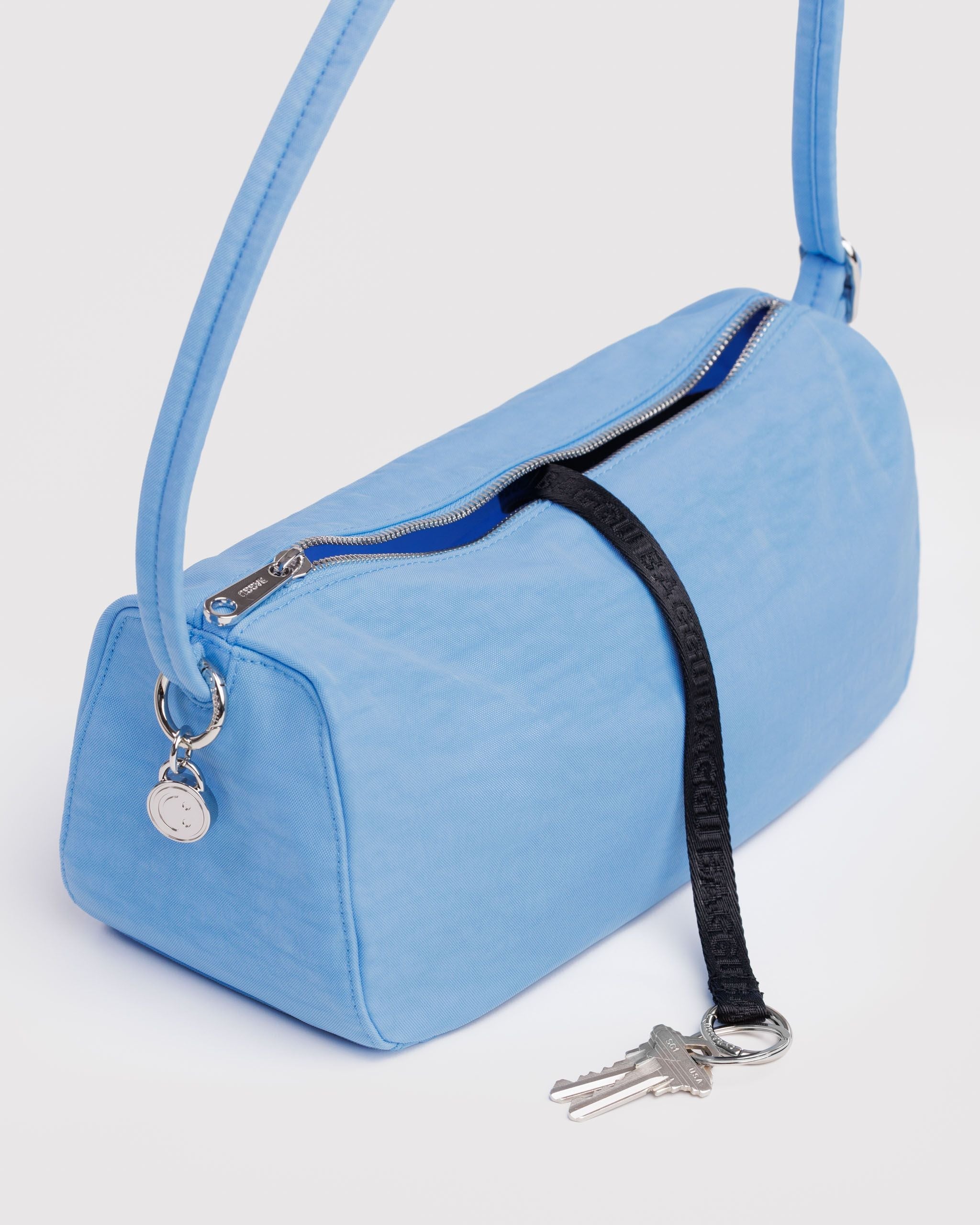 Nylon Loaf Bag in Piscine - Hands Free Everyday Carry