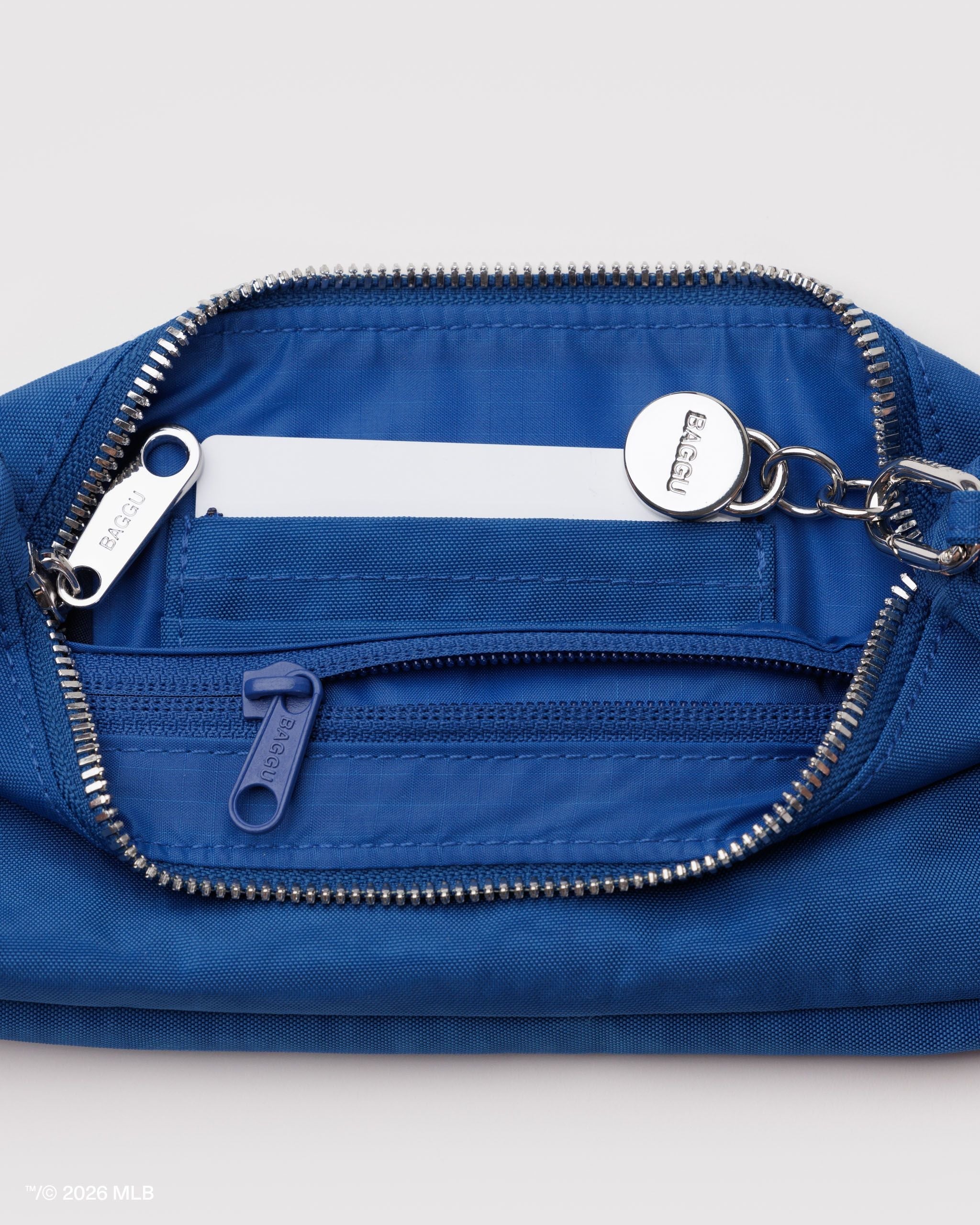 Nylon Pochette in Los Angeles DodgersTM - Hands Free Everyday Carry