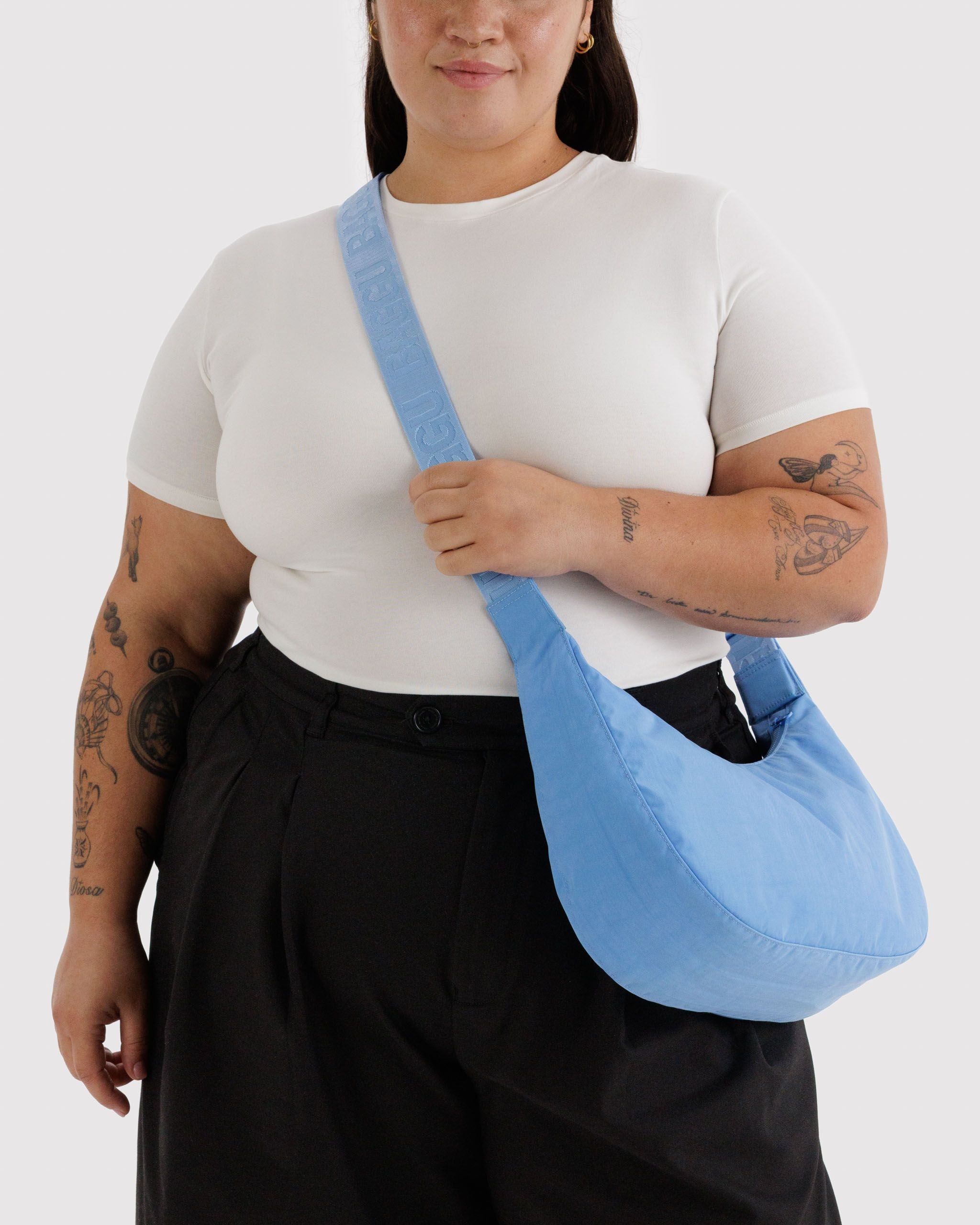 Medium Nylon Crescent Bag in Piscine - Hands Free Everyday Carry