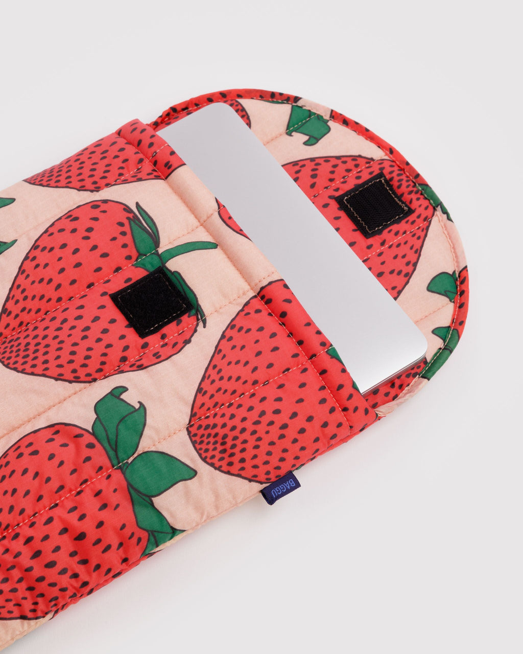 Puffy Laptop Sleeve 13 14 in Strawberry - Soft Protective Storage