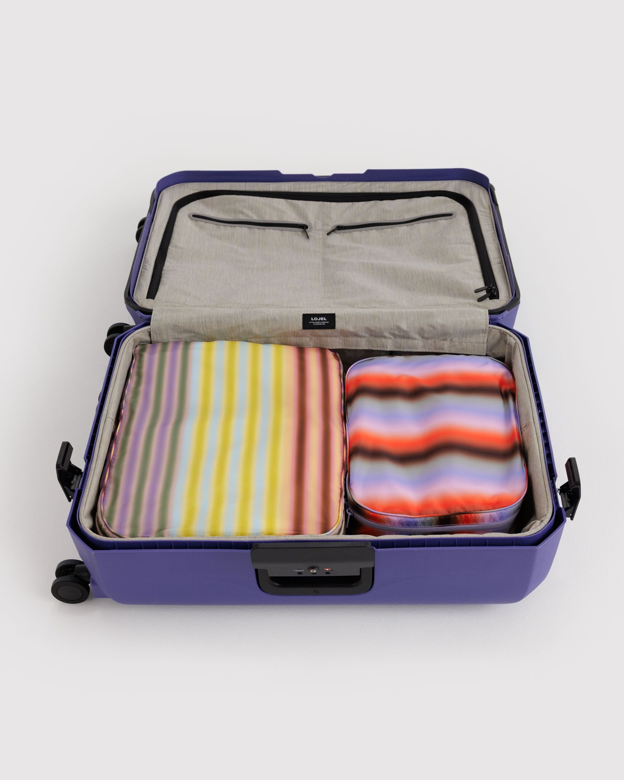 Large Packing Cube Set in Gradient Stripes - Easy Packing and Storage