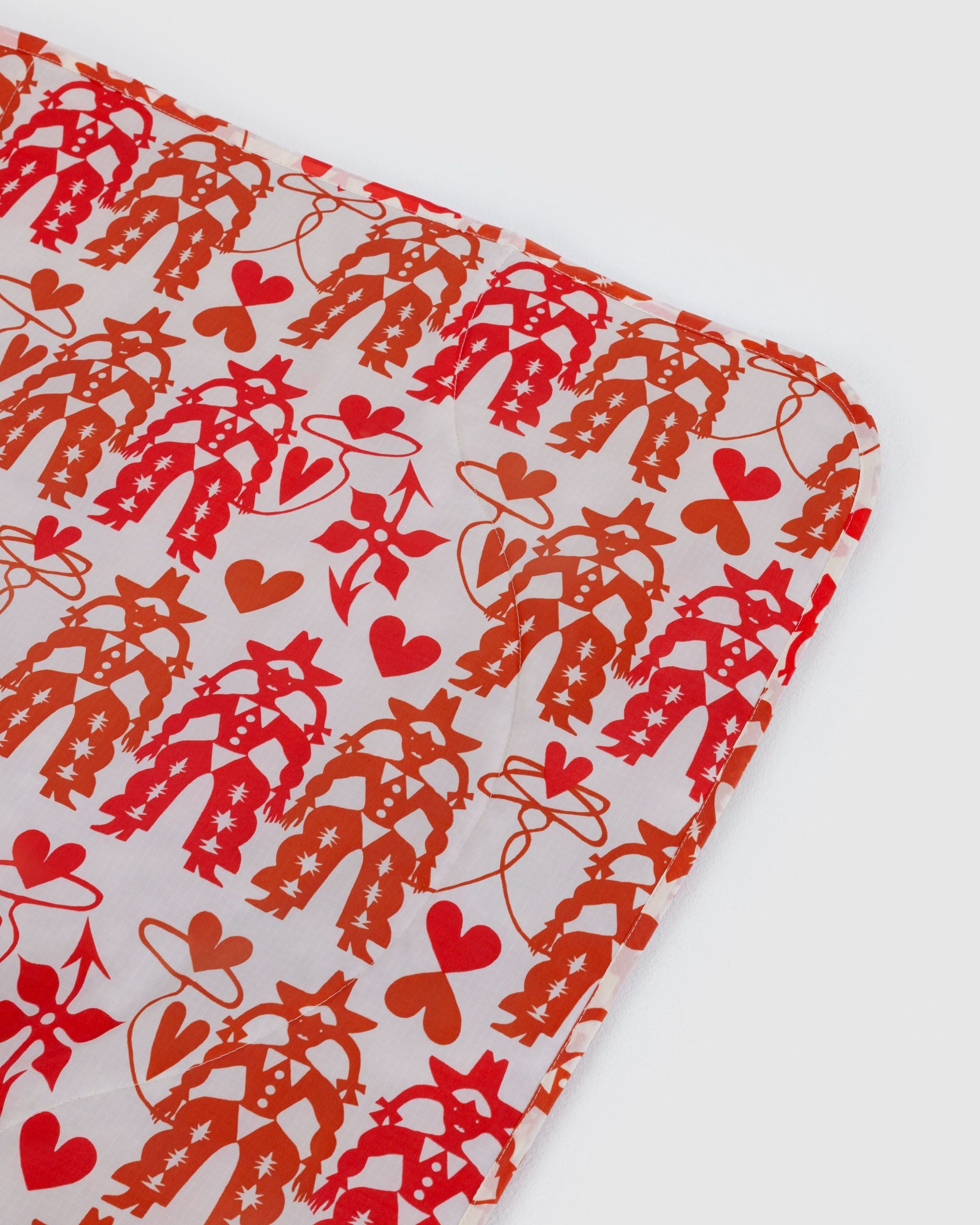 Puffy Picnic Blanket in Cowgirl - Comfortable Outdoor Lounging