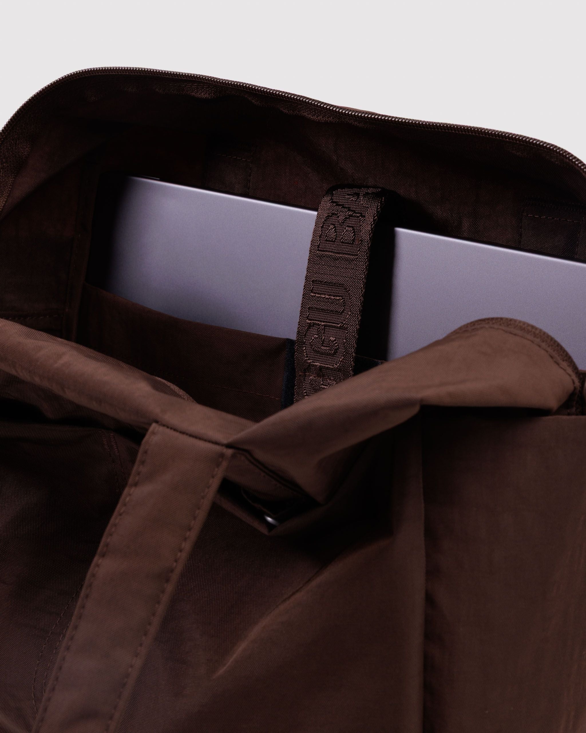 Everyday Cloud Bag in Coffee - Roomy Everyday Carry