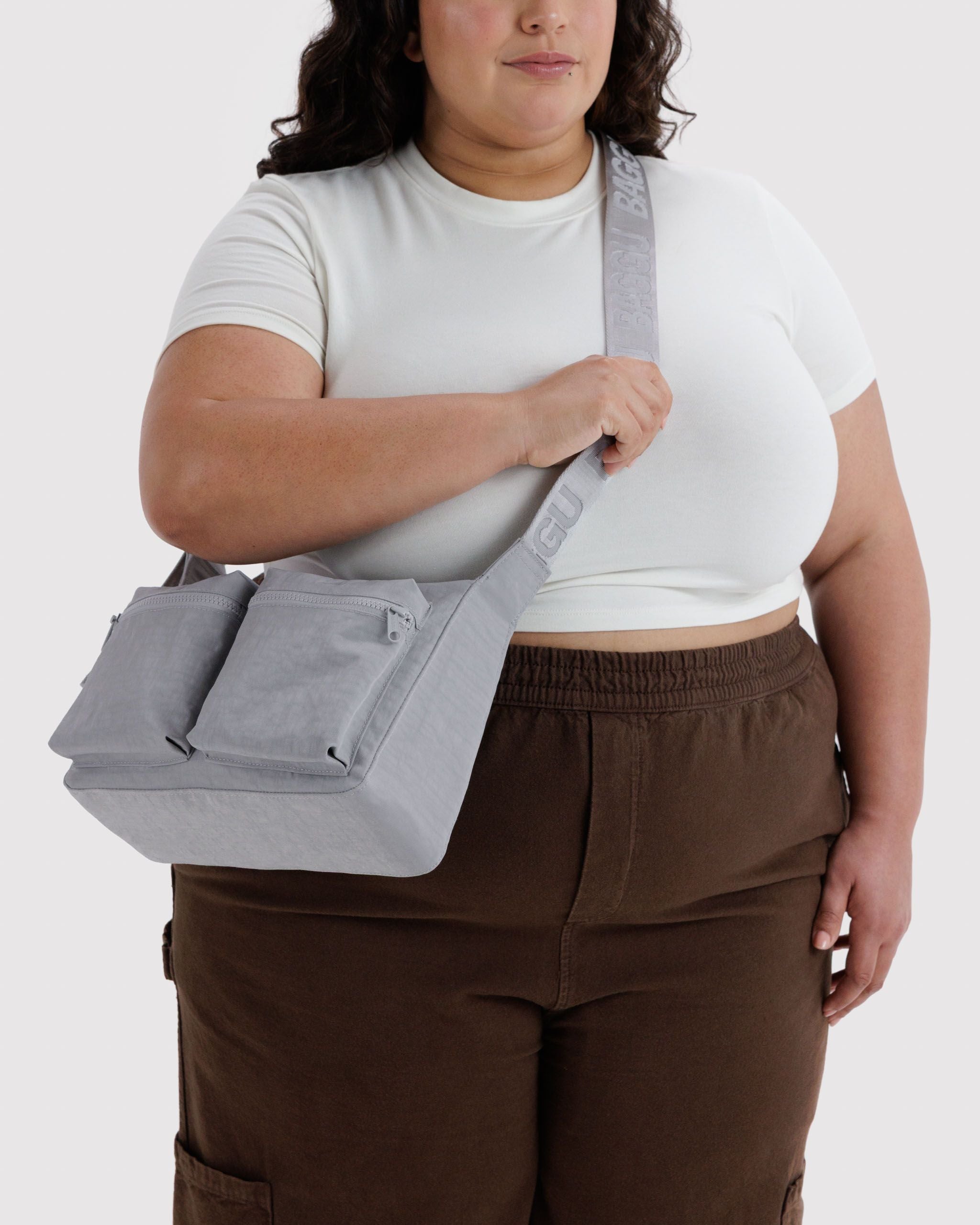 Medium Cargo Crossbody in Fog - Hands Free Everyday Carry