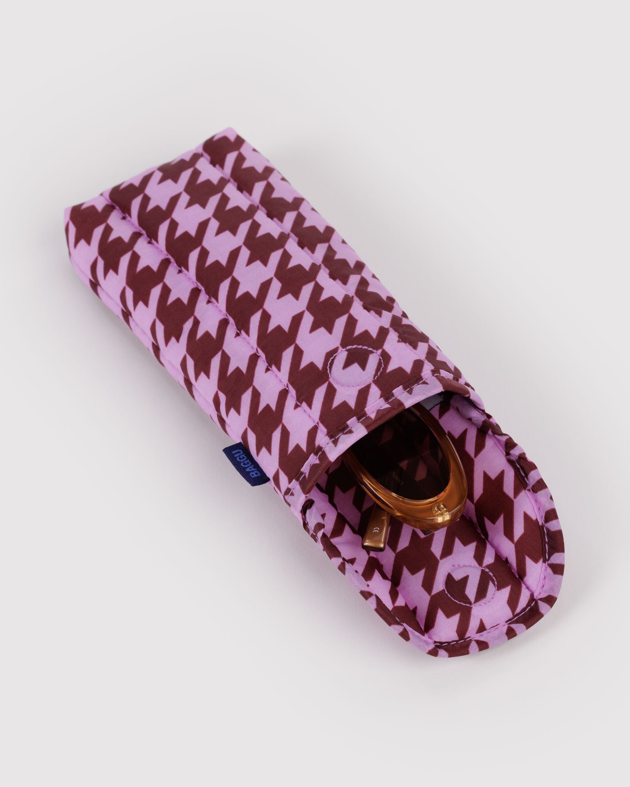 Puffy Glasses Sleeve in Pink Houndstooth - Soft Protective Storage