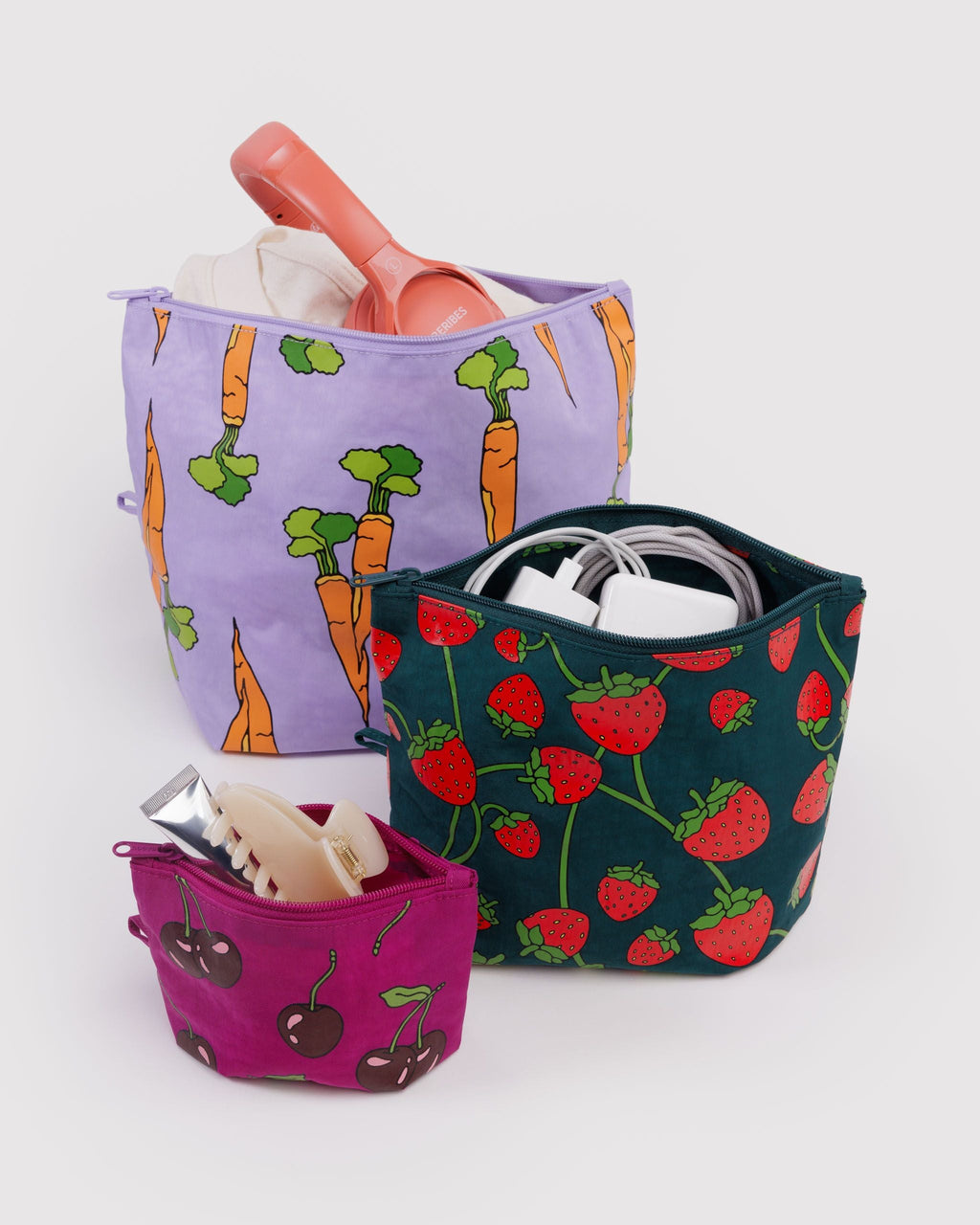 Go Pouch Set in Carrots and Berries - Easy Packing and Storage