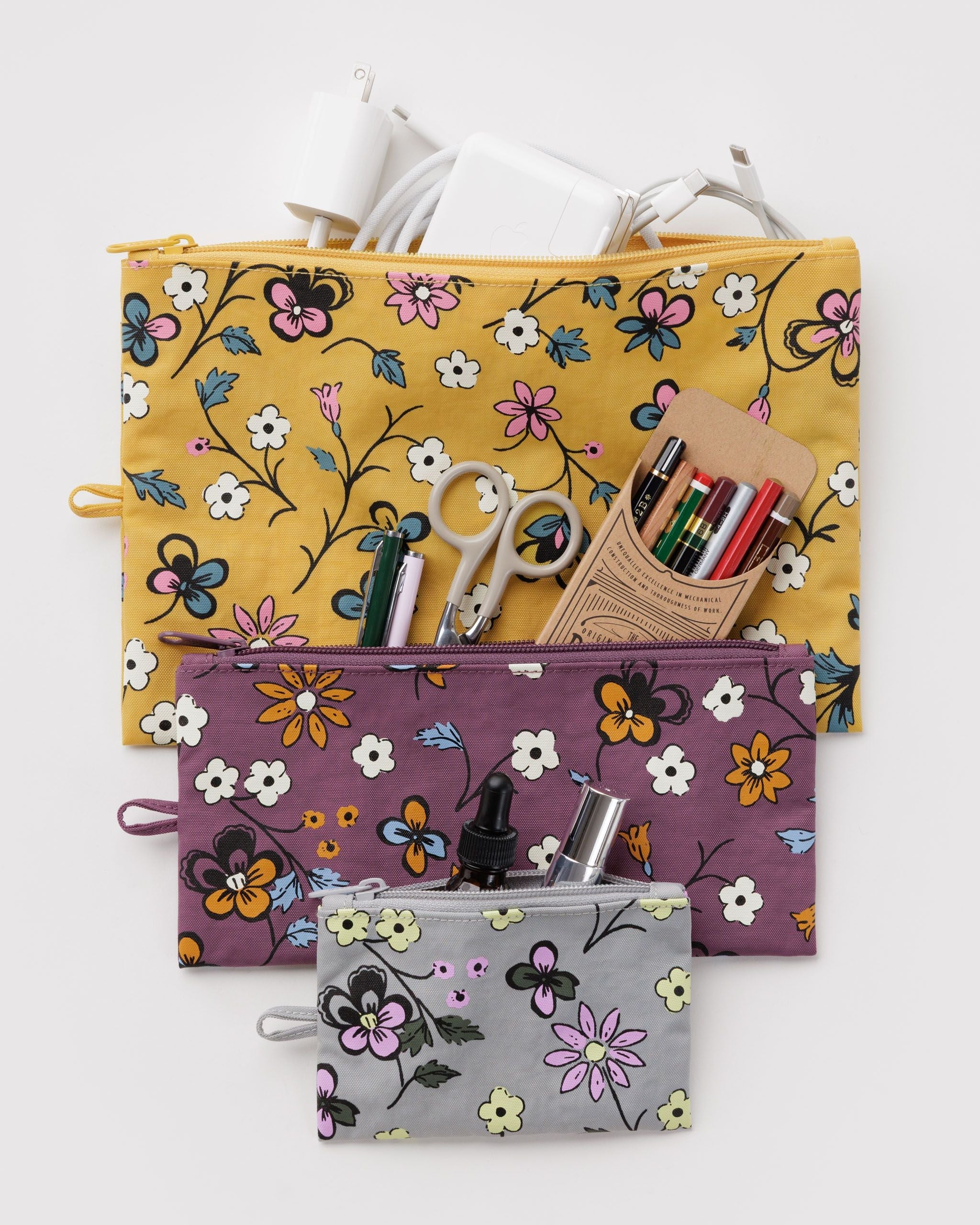 Flat Pouch Set in Wildwood Mix - Easy Packing and Storage