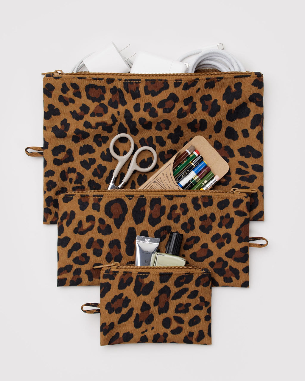 Flat Pouch Set in Leopard - Easy Packing and Storage